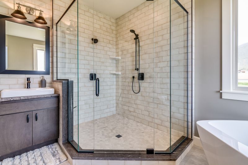 Shower with Minimal Frame